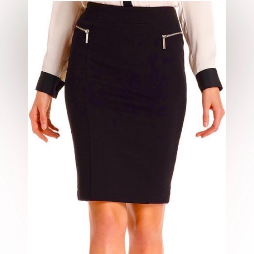 MICHAEL KORS Black Fully-lined Contour Skirt with Gold Zippers & MK pulls - Sz 8
